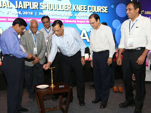 Knee Joint Replacement Surgeon In Jaipur